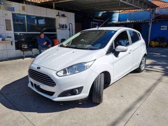 FORD FIESTA 1.5 S HATCH 16V FLEX 4P MANUAL FORD FIESTA 1.5 S HATCH 16V FLEX 4P MANUAL